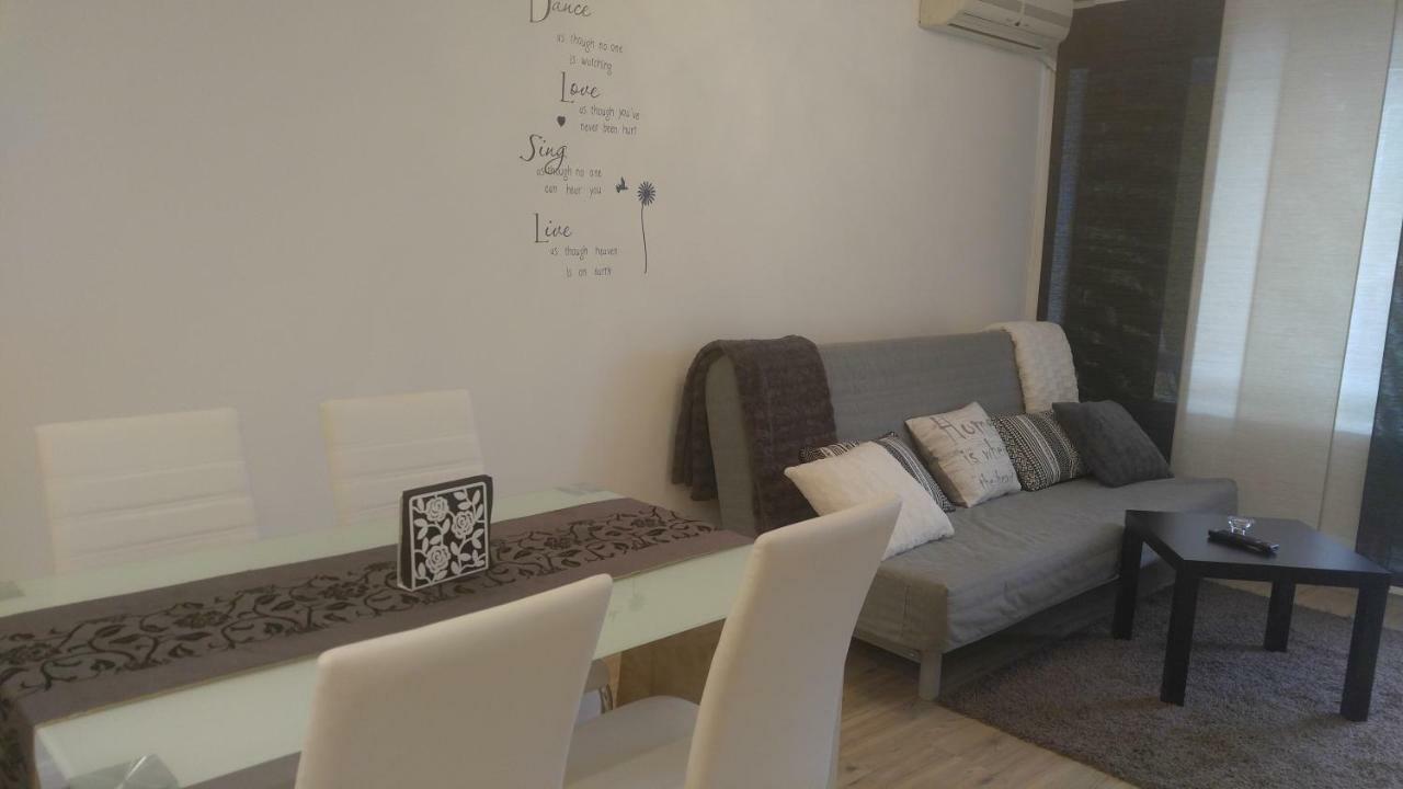 Modern Apartment Sofia Center エクステリア 写真