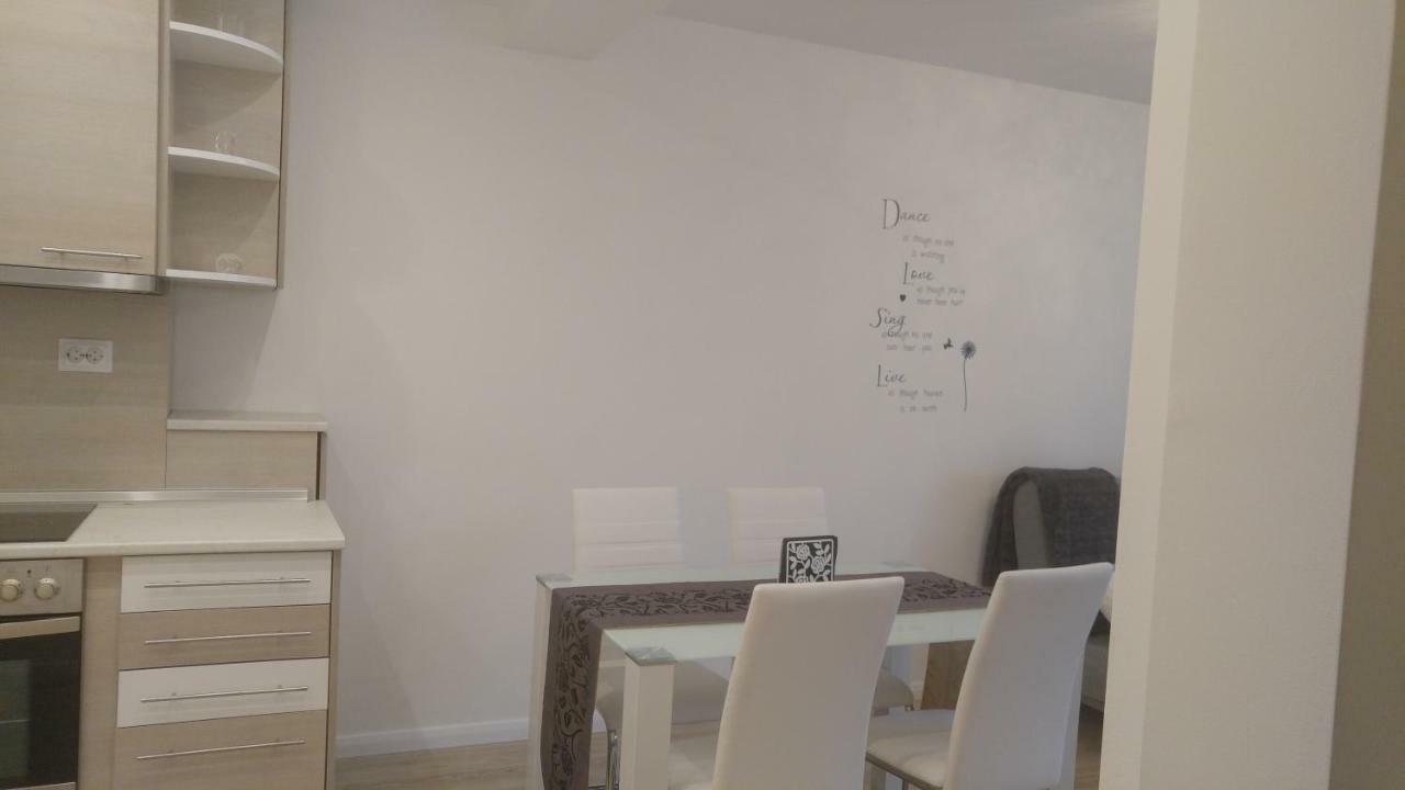 Modern Apartment Sofia Center エクステリア 写真